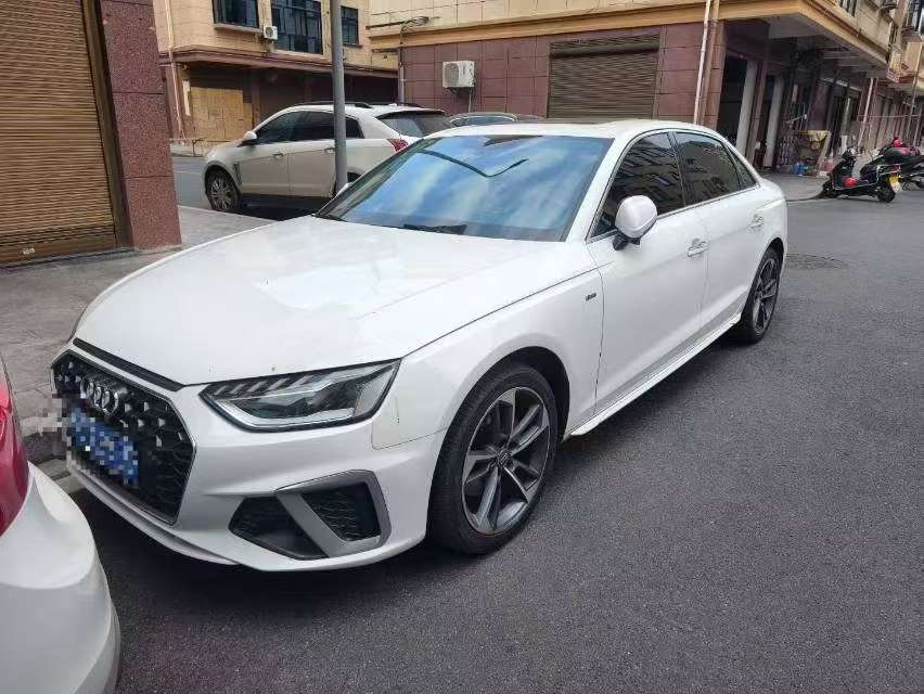 Audi A4L 2.0T Fashion Dynamic