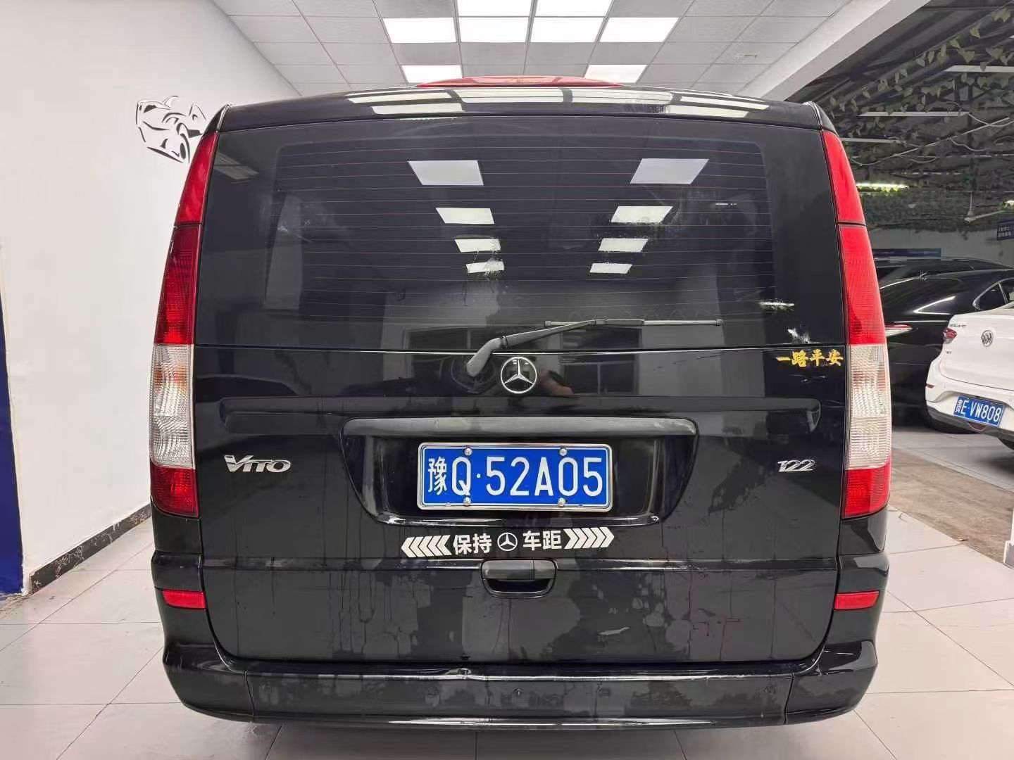 Mercedes-Benz Vito 8