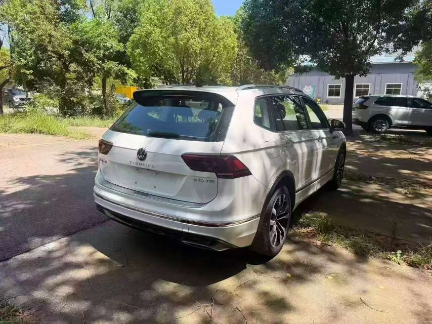 Volkswagen Tiguan L 330 FWD R-Line Flagship Edition 7