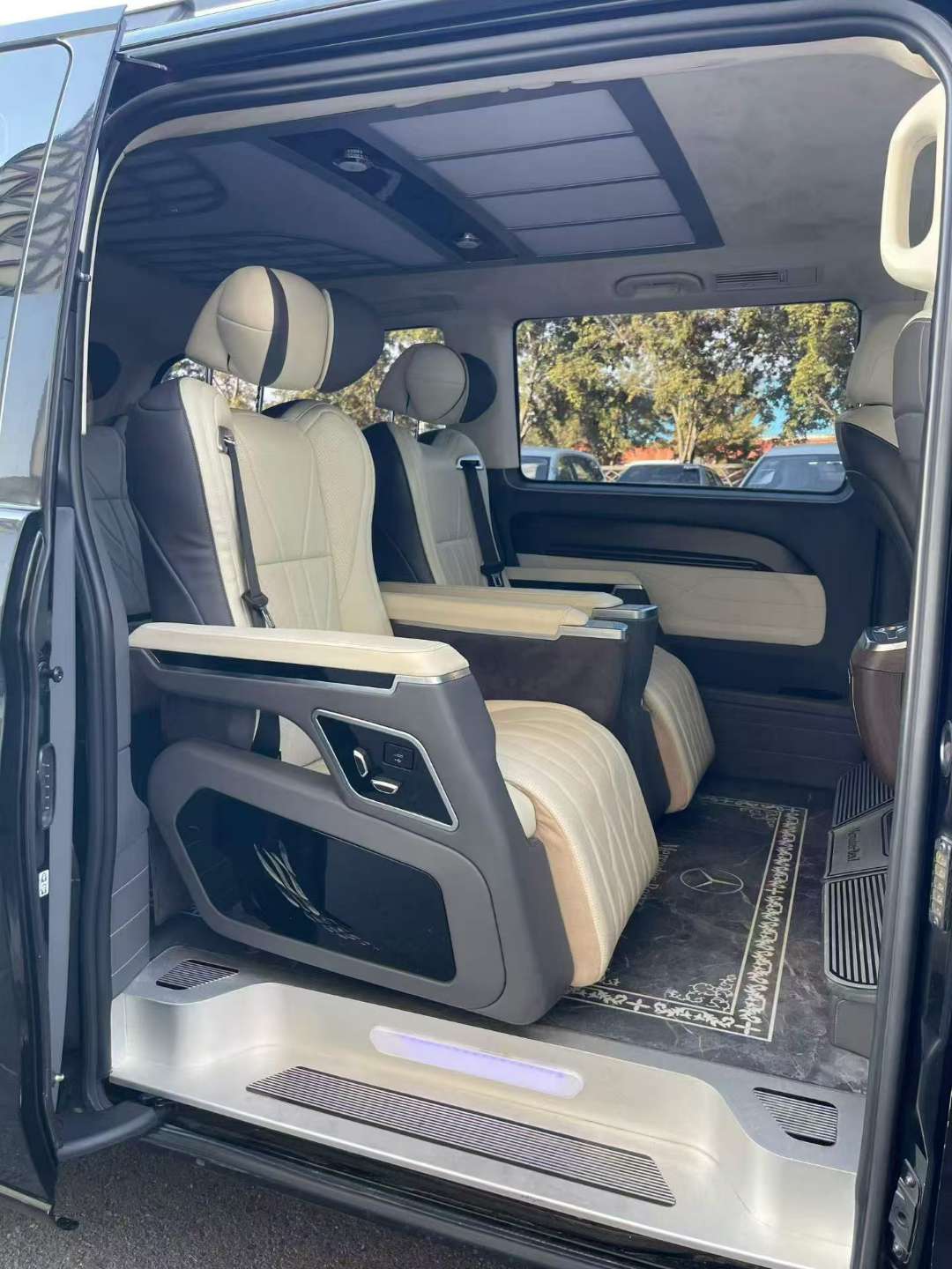 Mercedes-Benz Vito 2017 2.0T Automatic High Trim 9
