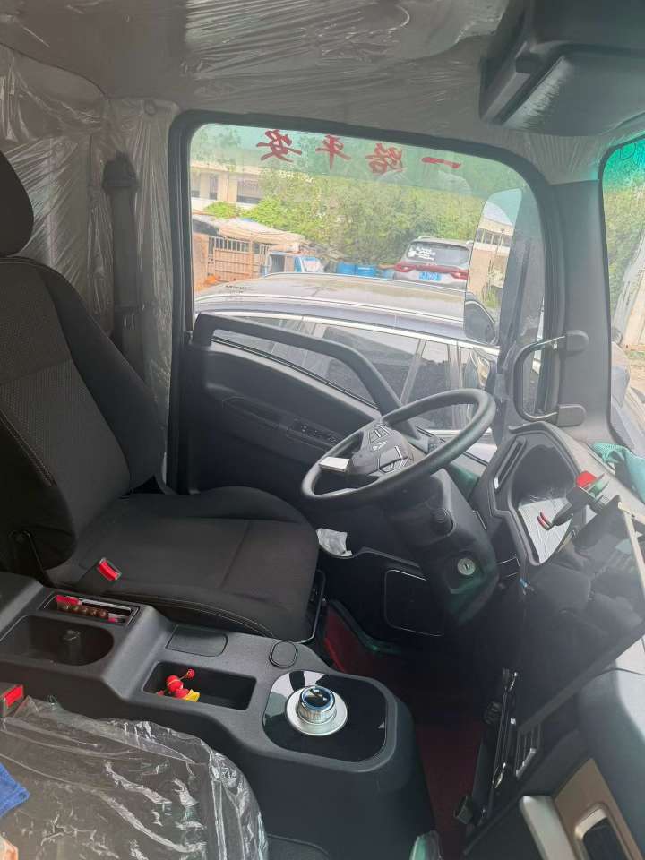 Sinotruk Wangpai 7 Series 5