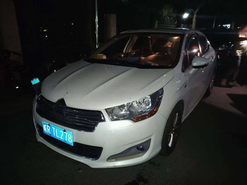 Citroën C4L 1.2T Automatic Sunroof