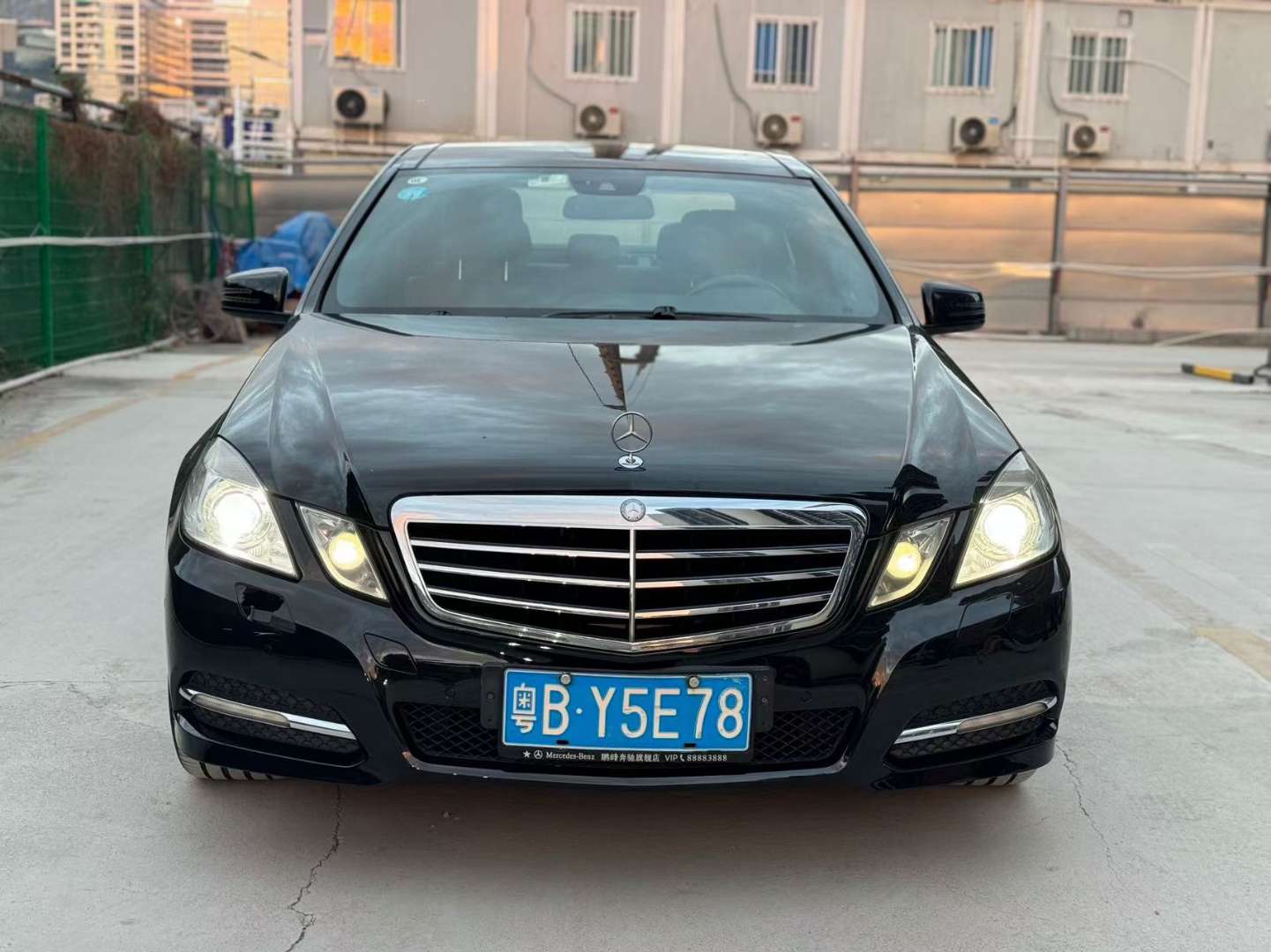 Mercedes-Benz E-Class E300L 3.0L Automatic Panoramic Roof Fashion Edition High Spec