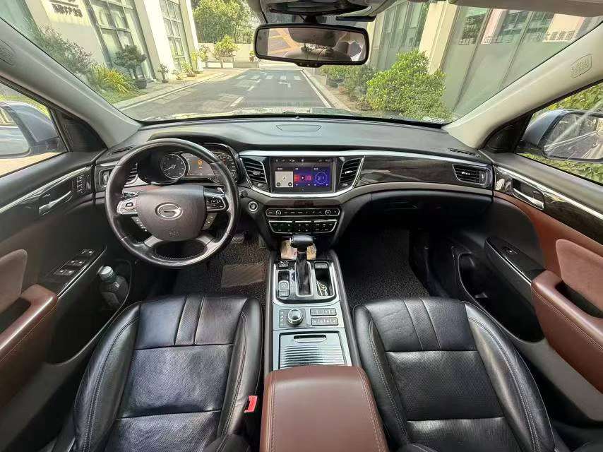 Trumpchi GS8 AWD Luxury 6