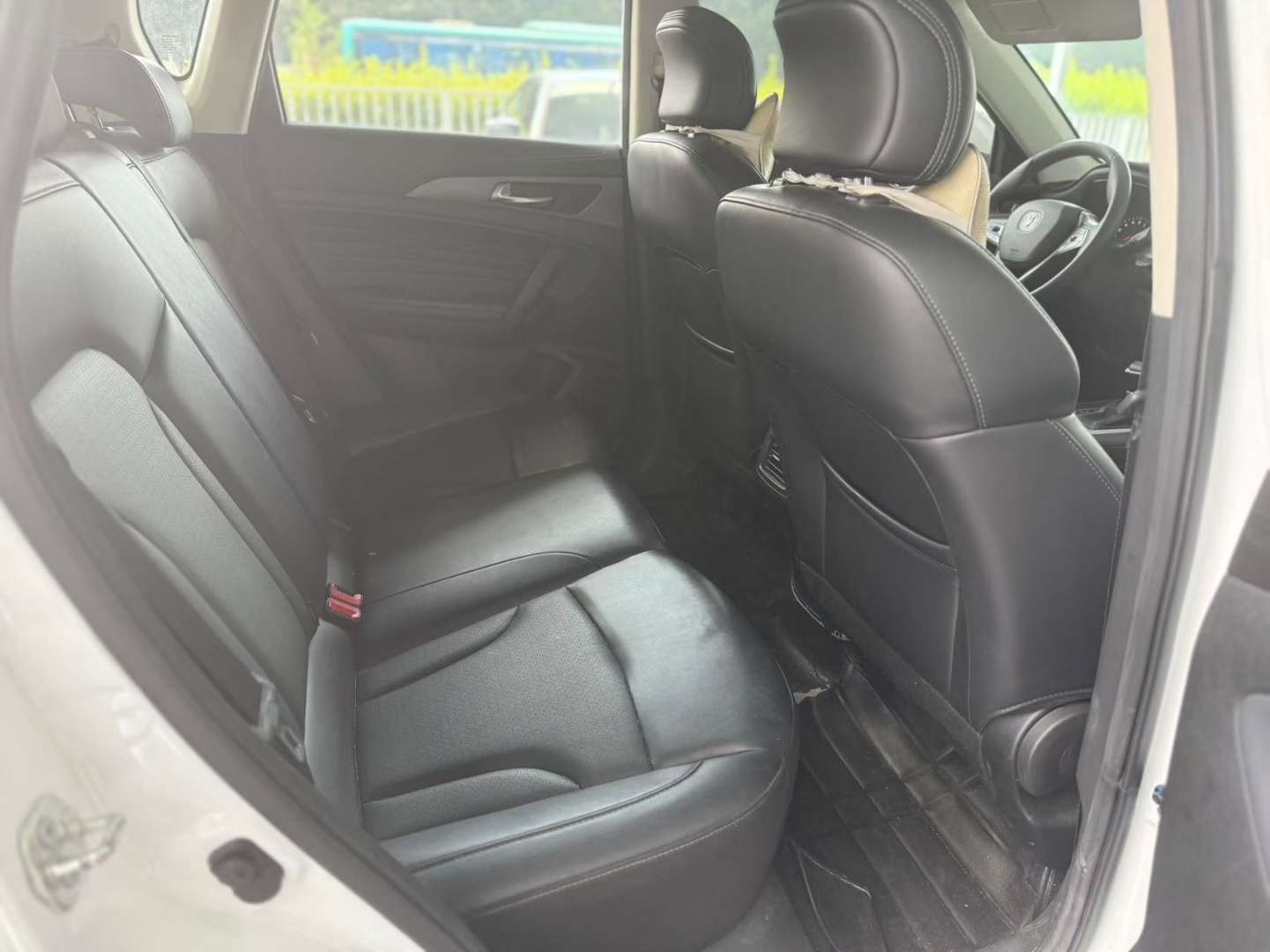 Changan CS35Plus Honor Million Edition 1.6L Automatic Elite 8