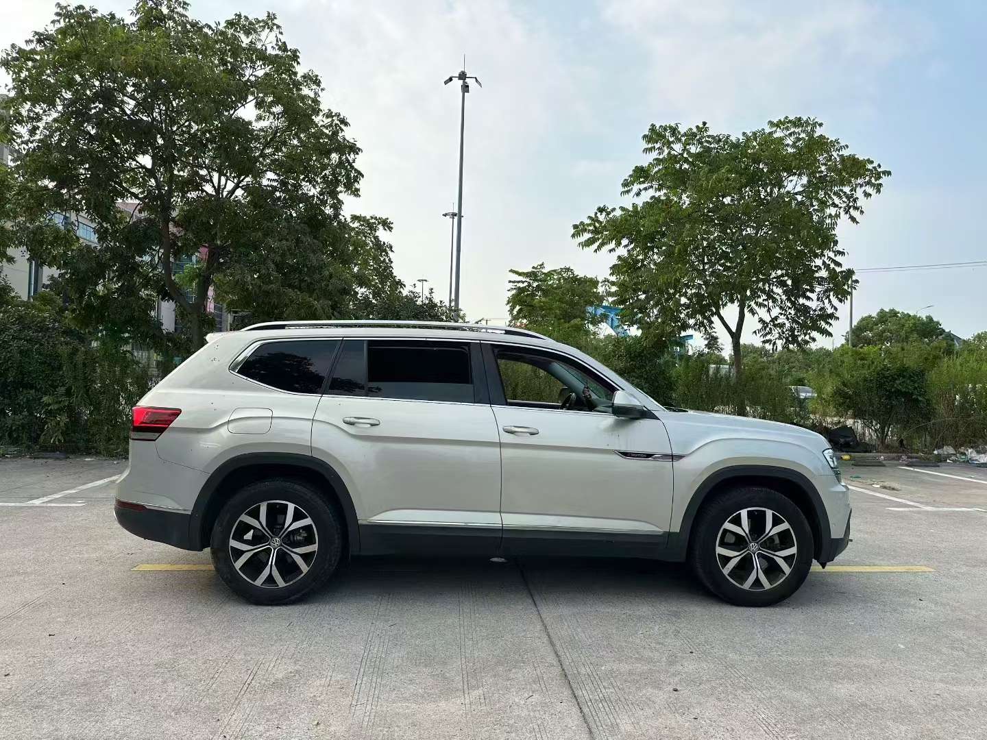 Volkswagen Teramont 380 TSI AWD Luxury 7-Seater 9