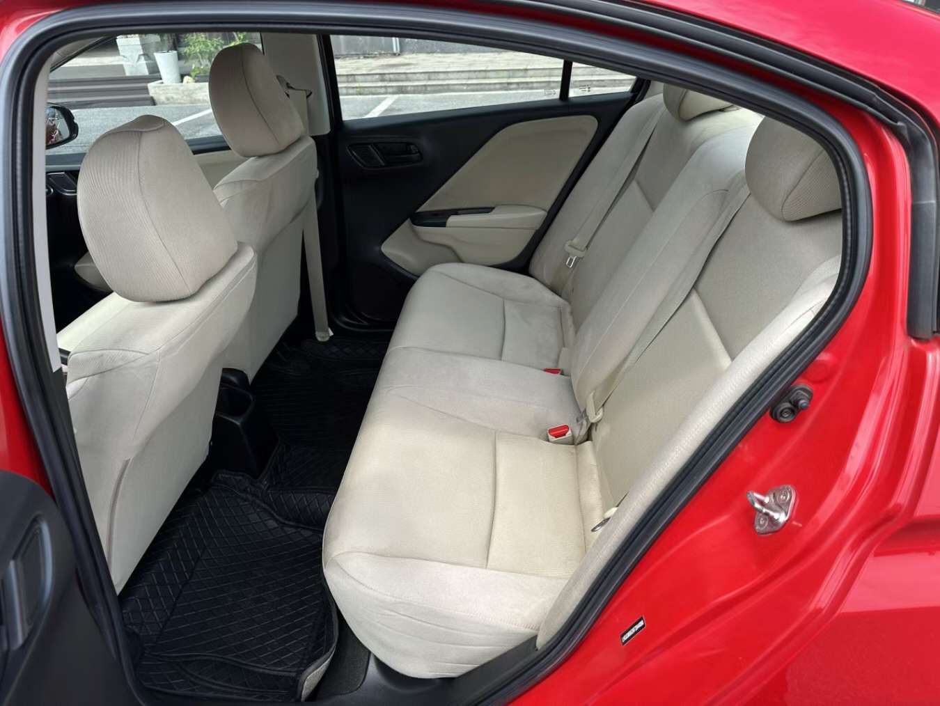 Honda City 2015 1.5L CVT Comfort Edition 6