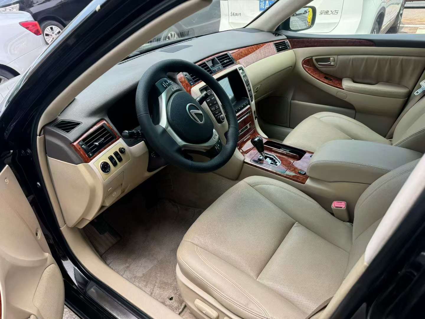 Toyota Crown 2008 2.5L Navigation High Trim 5