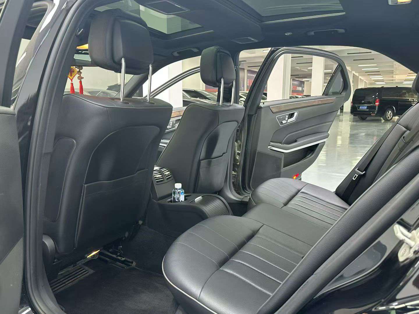 Mercedes-Benz E-Class 2015 E 260 4