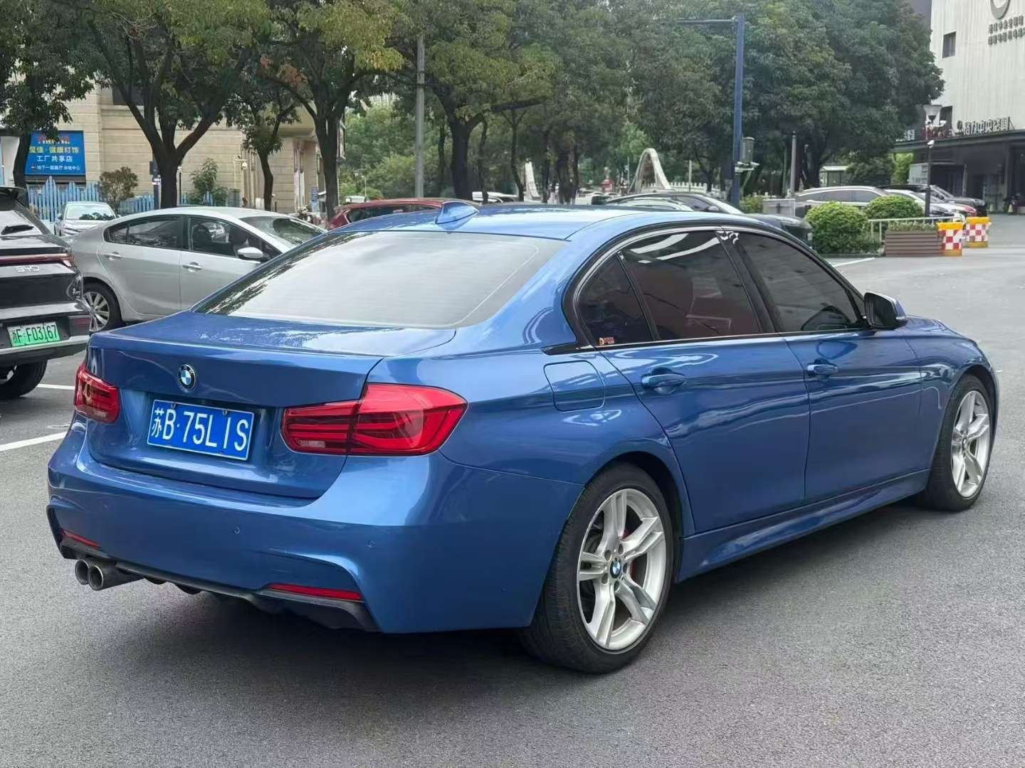 BMW 3 Series 320Li 2.0T M Sport Package 4