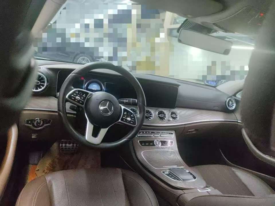 Mercedes-Benz E-Class E300L Facelift Luxury Trim 5