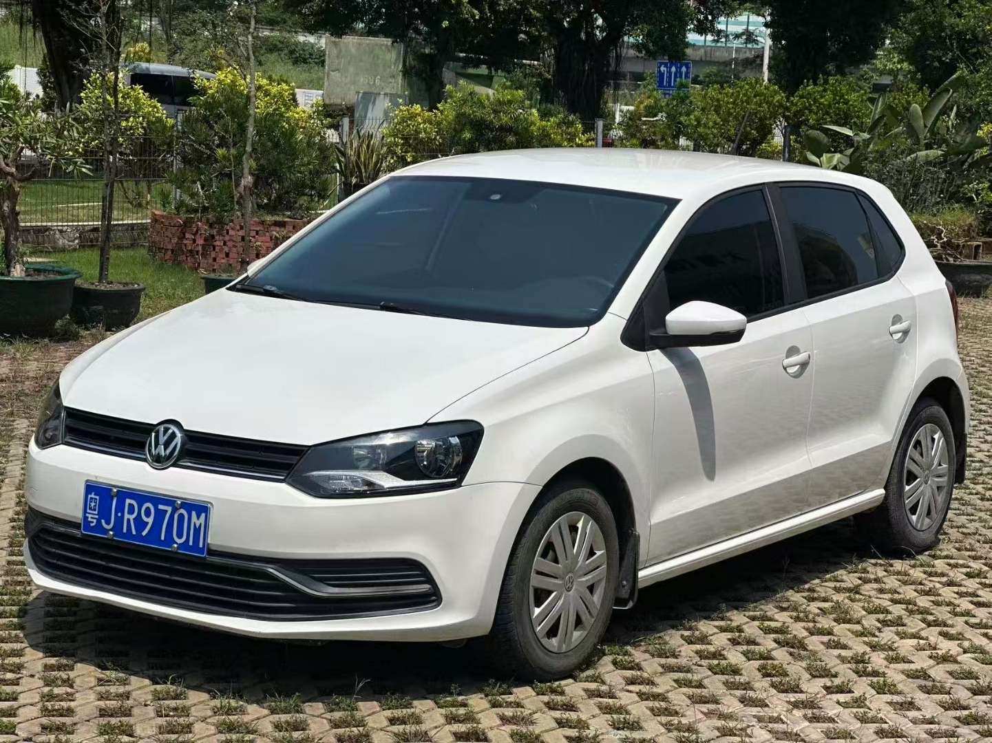 Volkswagen Polo Hatchback 1.4 Fashion Edition