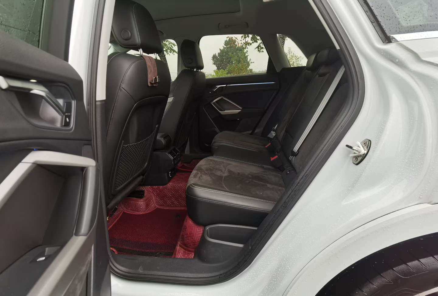 Audi Q3 4