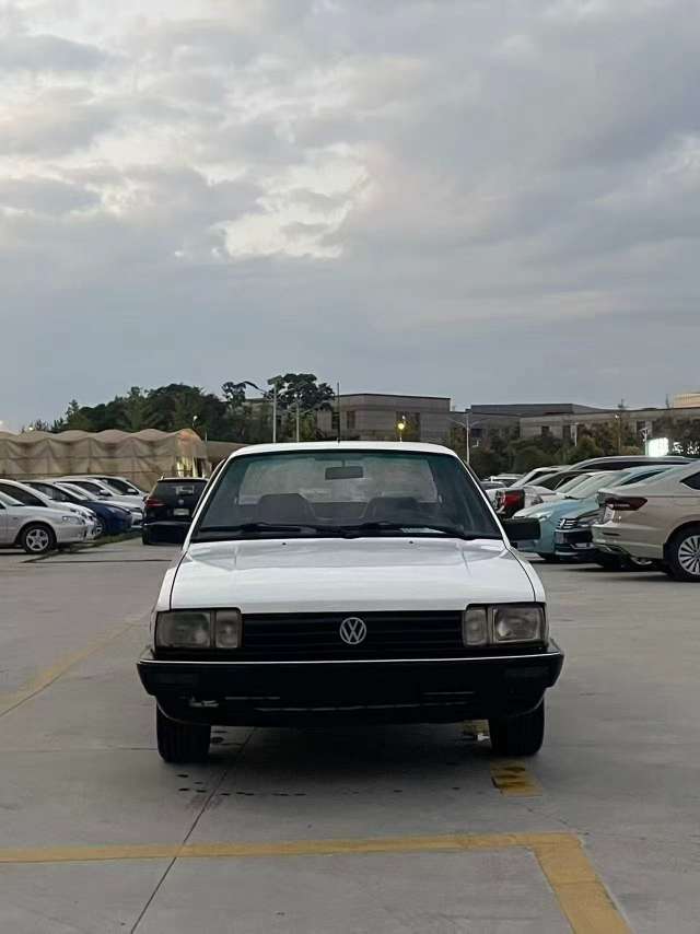 Volkswagen Santana 2