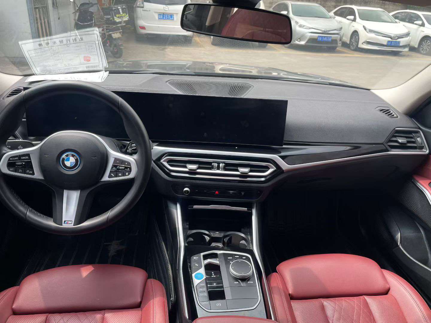 BMW i3 2024 35L 6