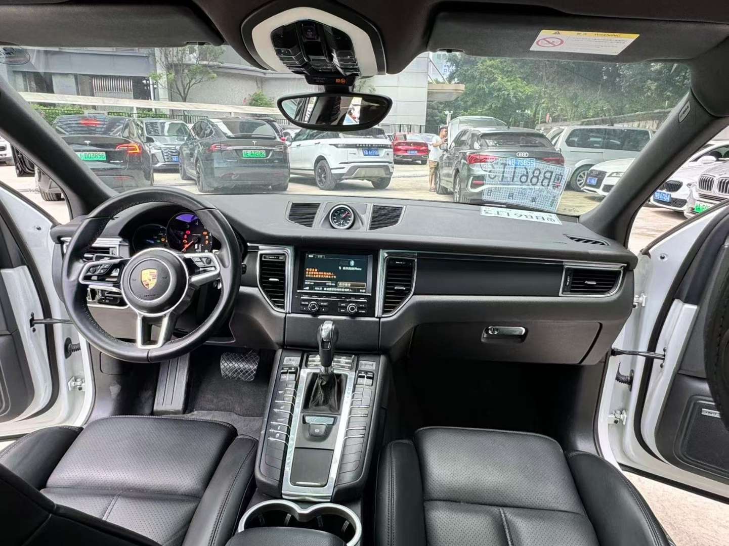 Porsche Macan 2.0T 6