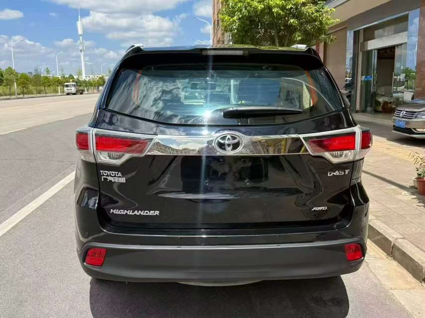 Toyota Highlander 2015 2.0T AWD 7-Seater Elite 4