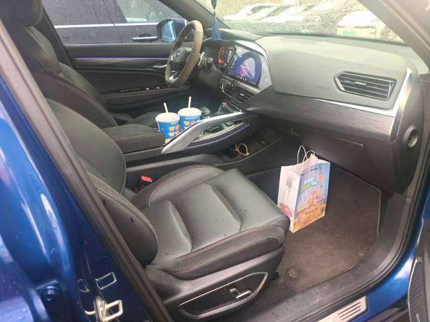Geely Xingyue 2.0T 350T High Trim 6
