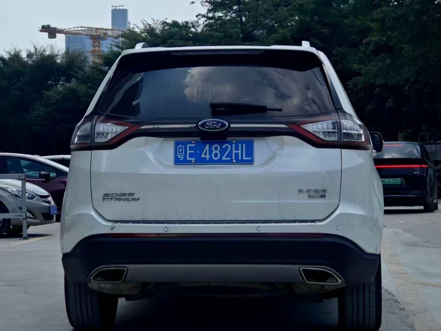 Ford Edge 2018 4WD Platinum 7-Seater 3