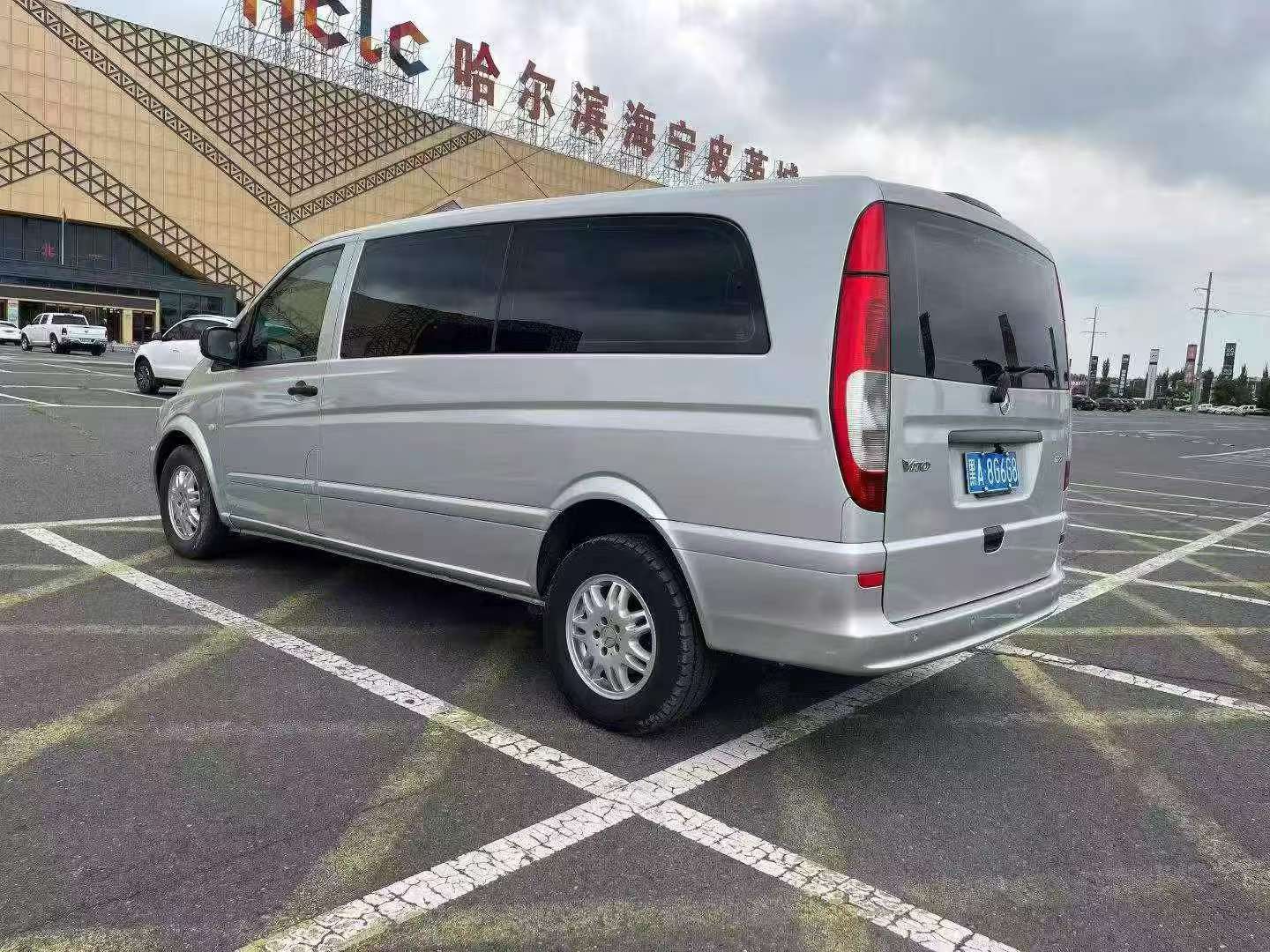 Mercedes-Benz Vito 2016 3.0 Automatic 8-Seater 5