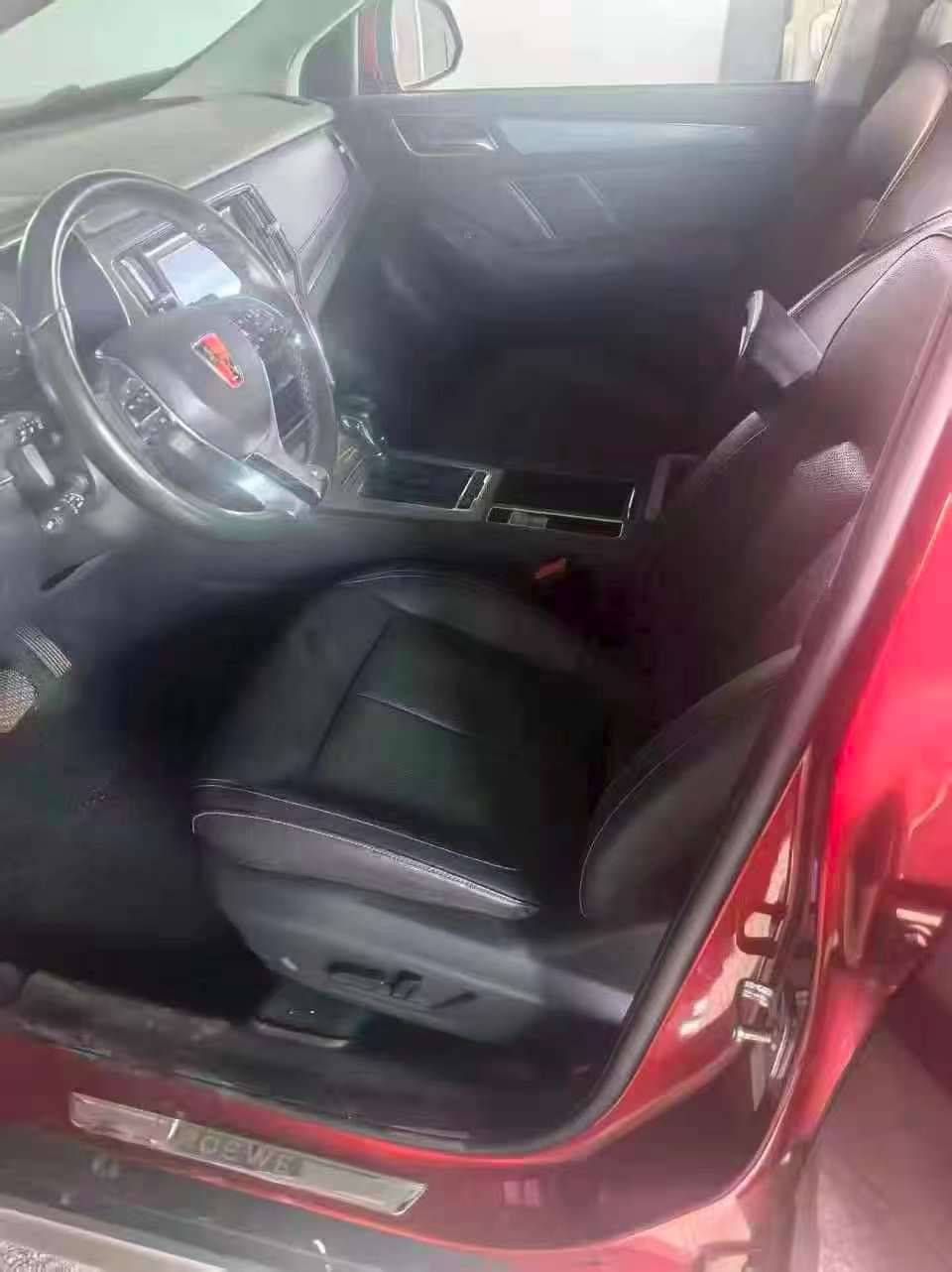 Roewe RX5 2017 1.5T Automatic Panoramic Sunroof 3