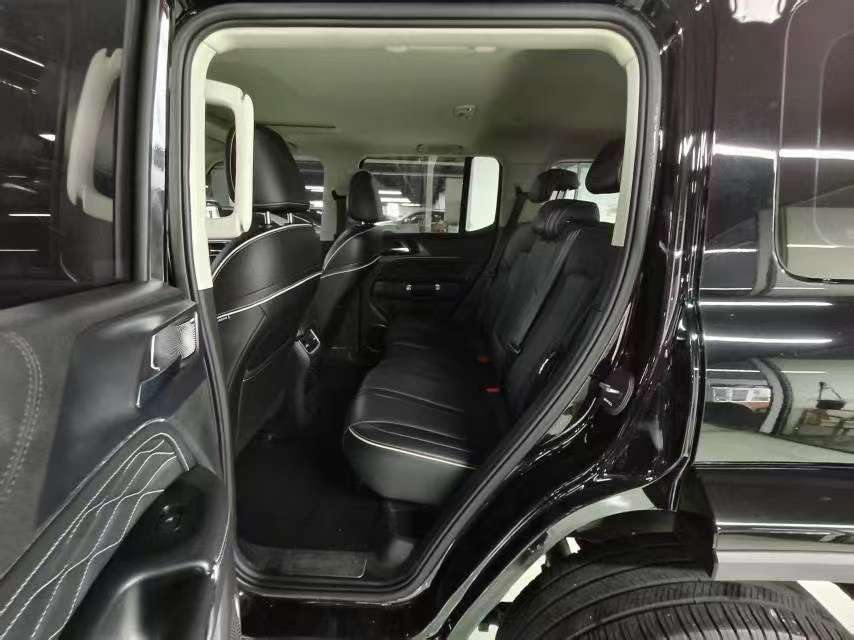 Tank 300 2.0T City Edition 8