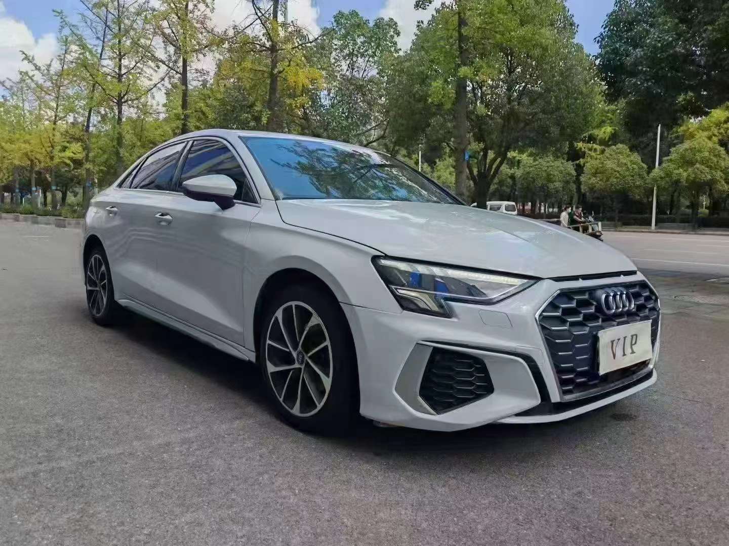 Audi A3L 3