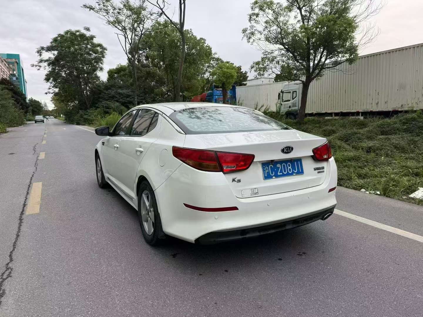 Kia K5 5