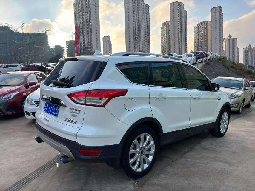 Ford Kuga 1.5T Automatic 6