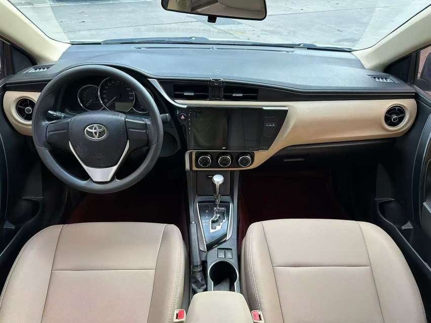 Toyota Corolla 1.2T CVT Automatic 5