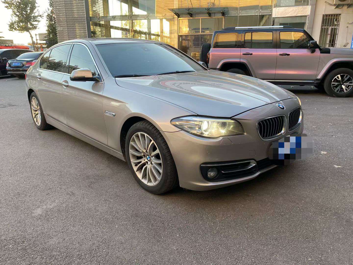 BMW 5 Series 2016 2.0T Luxury Design Package 2