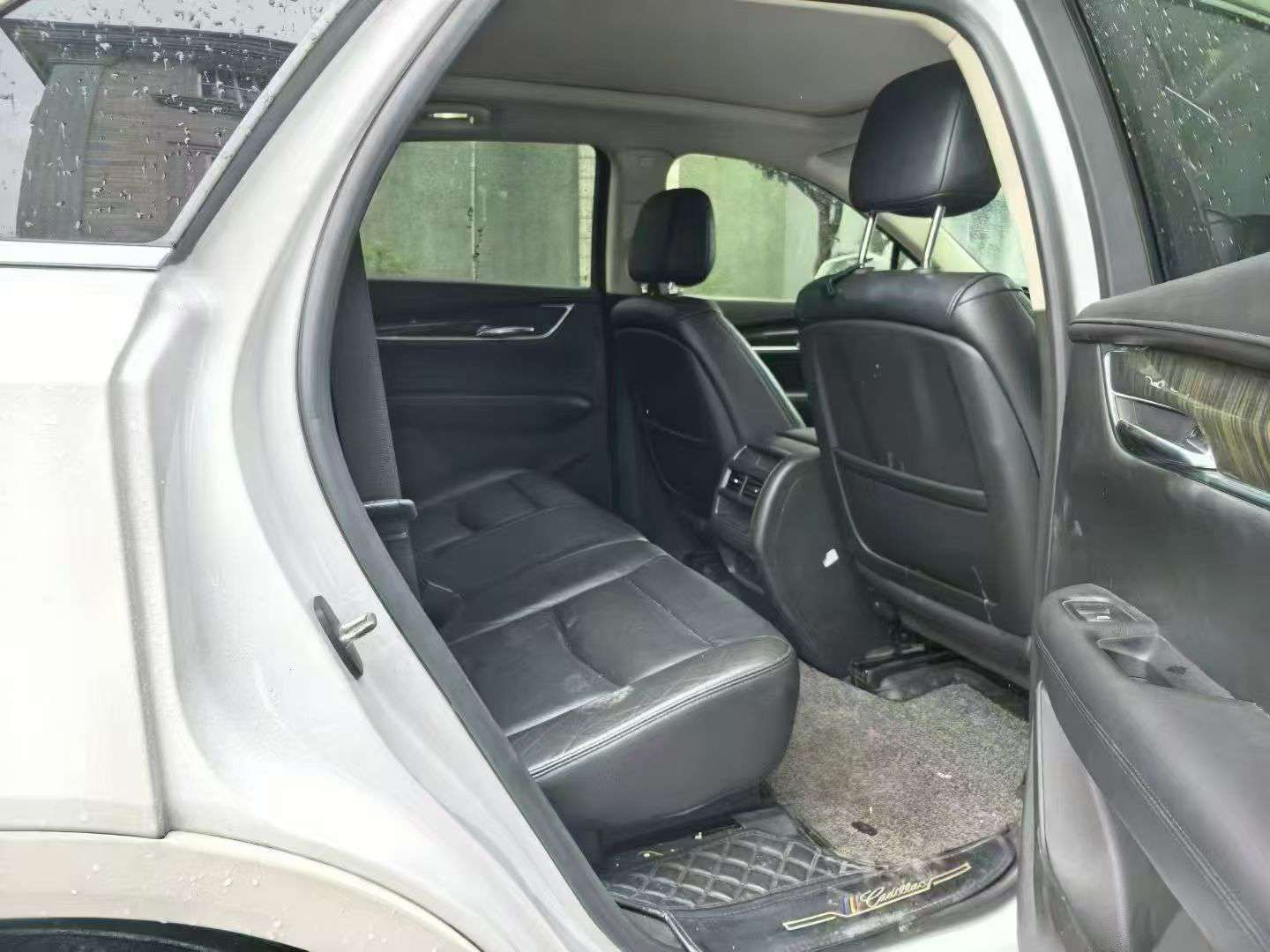 Cadillac XT5 2.0T 2WD Luxury Edition 4