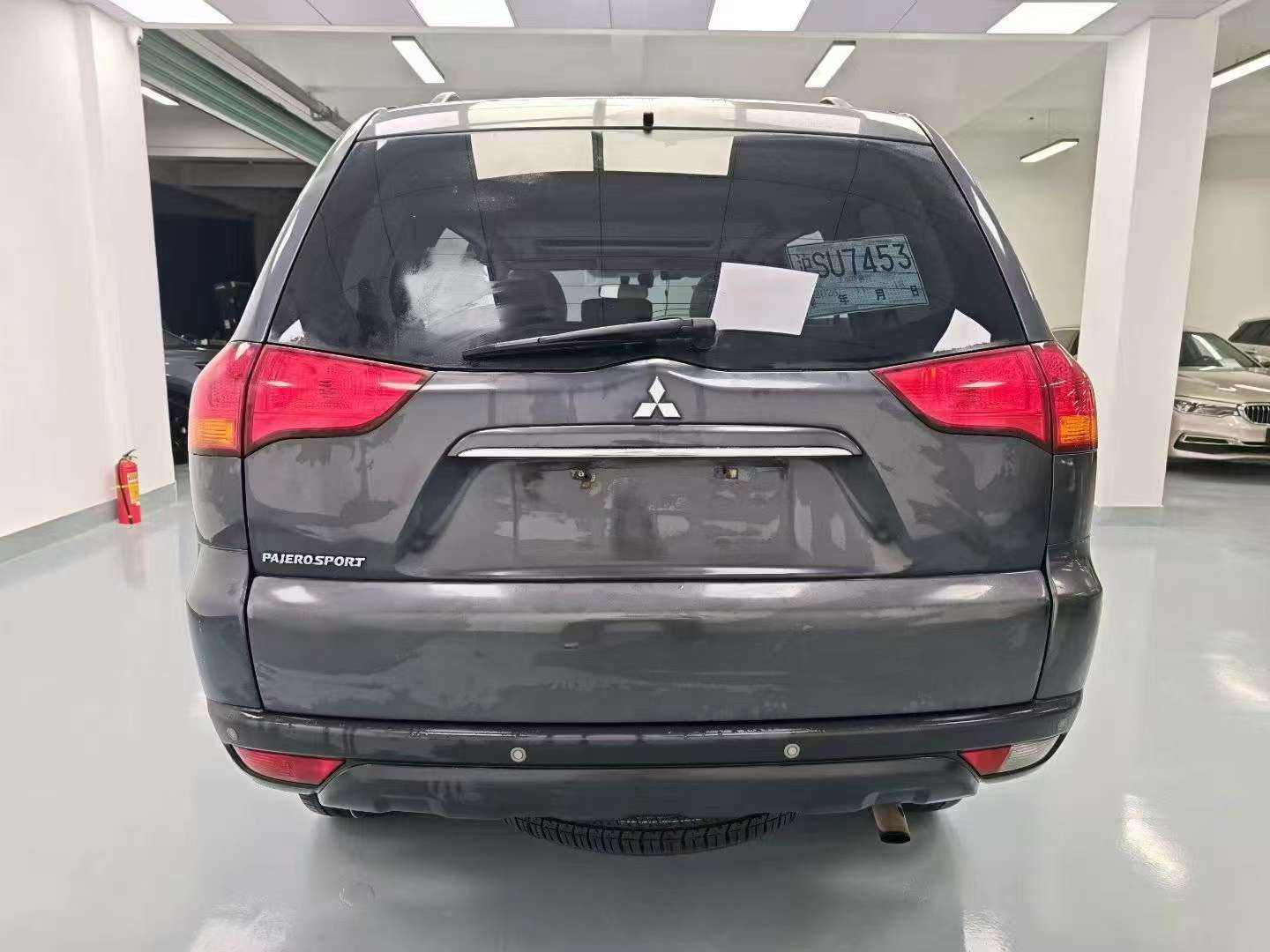 Mitsubishi Pajero 3.0 4WD Luxury 5