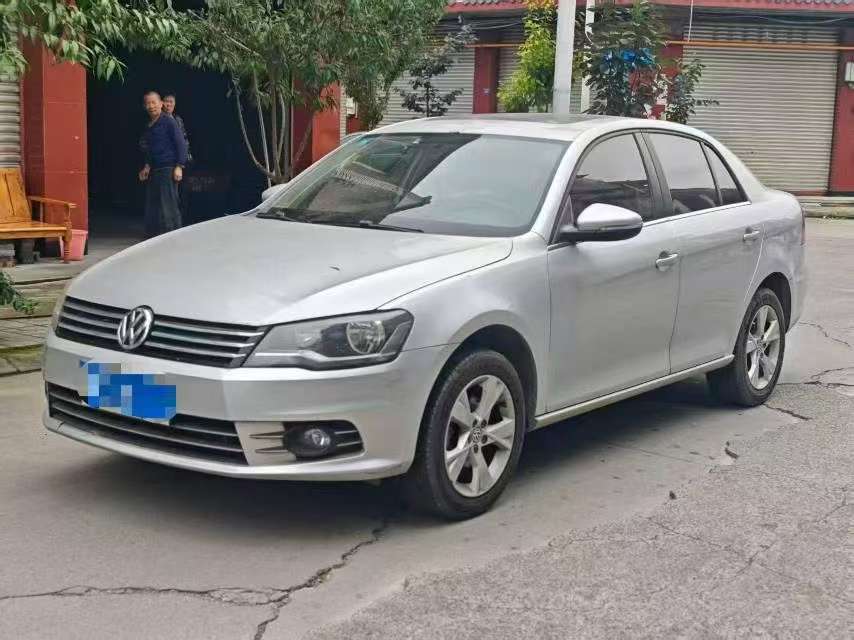Volkswagen Bora 1.6L Manual Comfort Edition