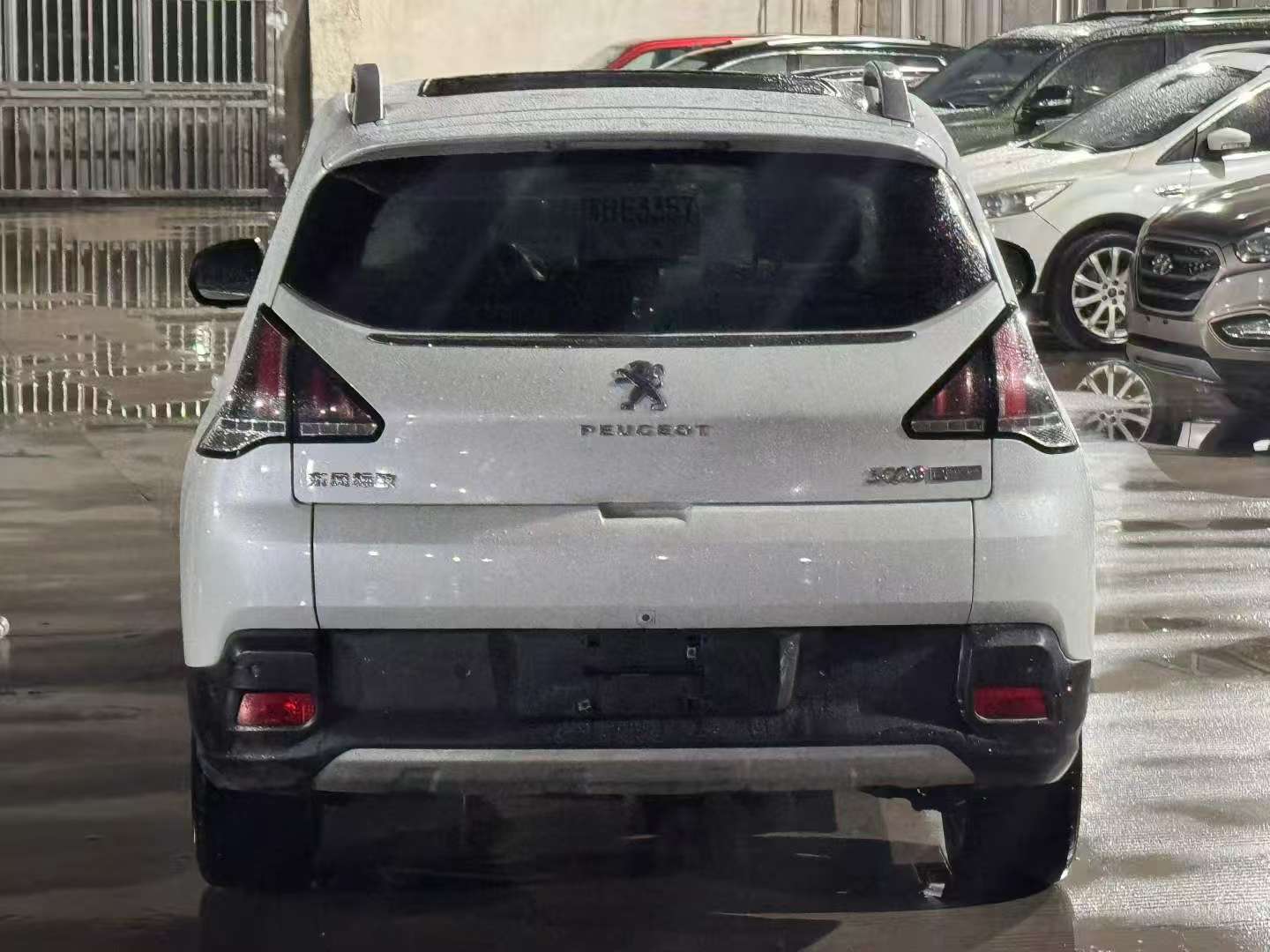 Peugeot 3008 2016 1.6T Automatic Sunroof Top Trim 4