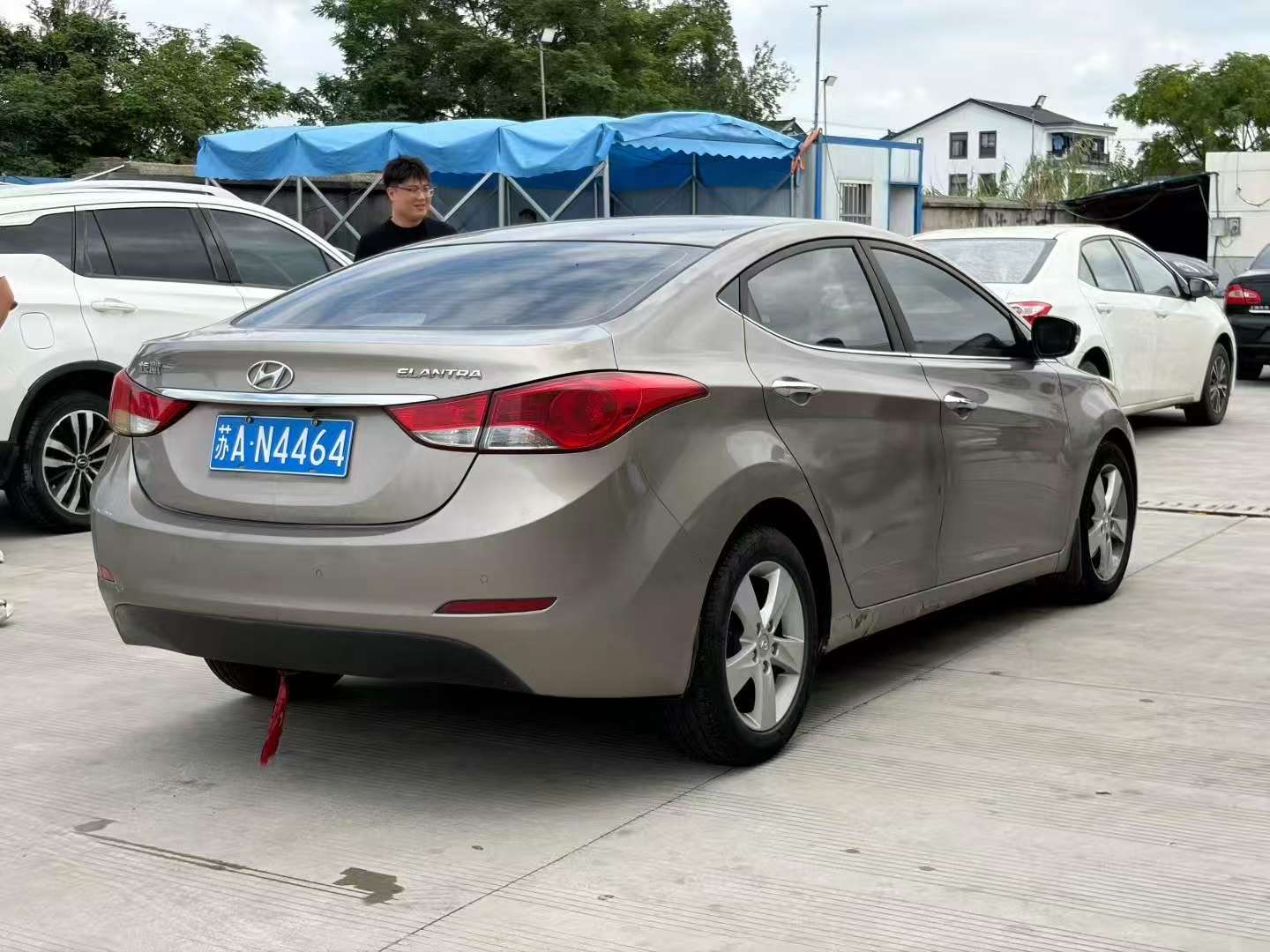 Hyundai Langdong 2013 1.6L Automatic Sunroof 9