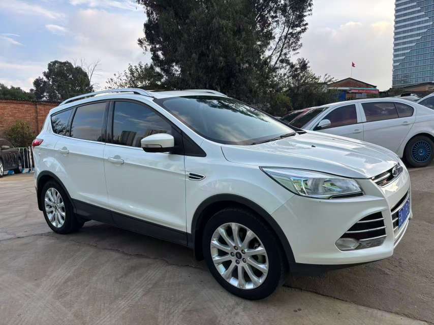 Ford Kuga 1.5T Automatic 3