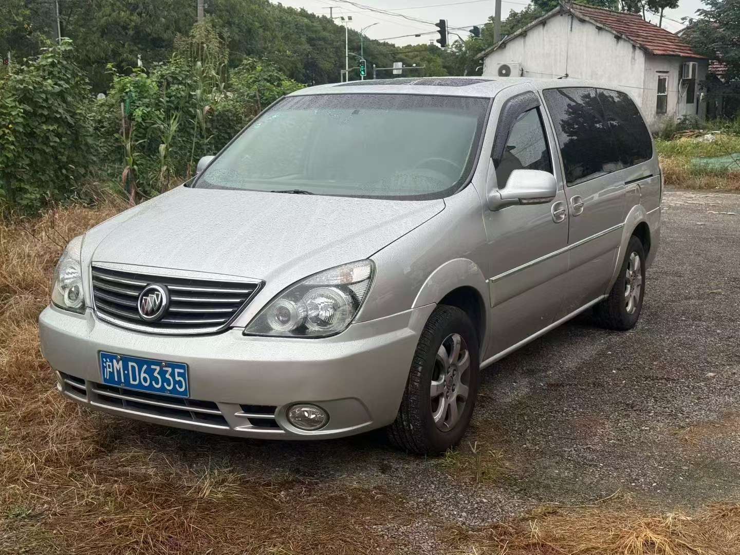 Buick GL8 3.0 High Trim