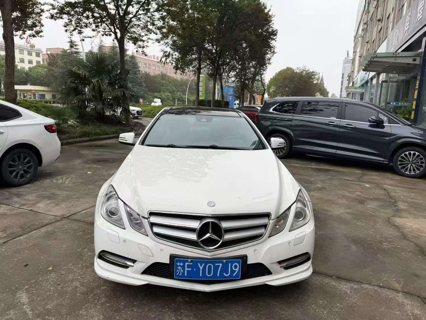 Mercedes-Benz E-Class E260 Coupe 1.8T