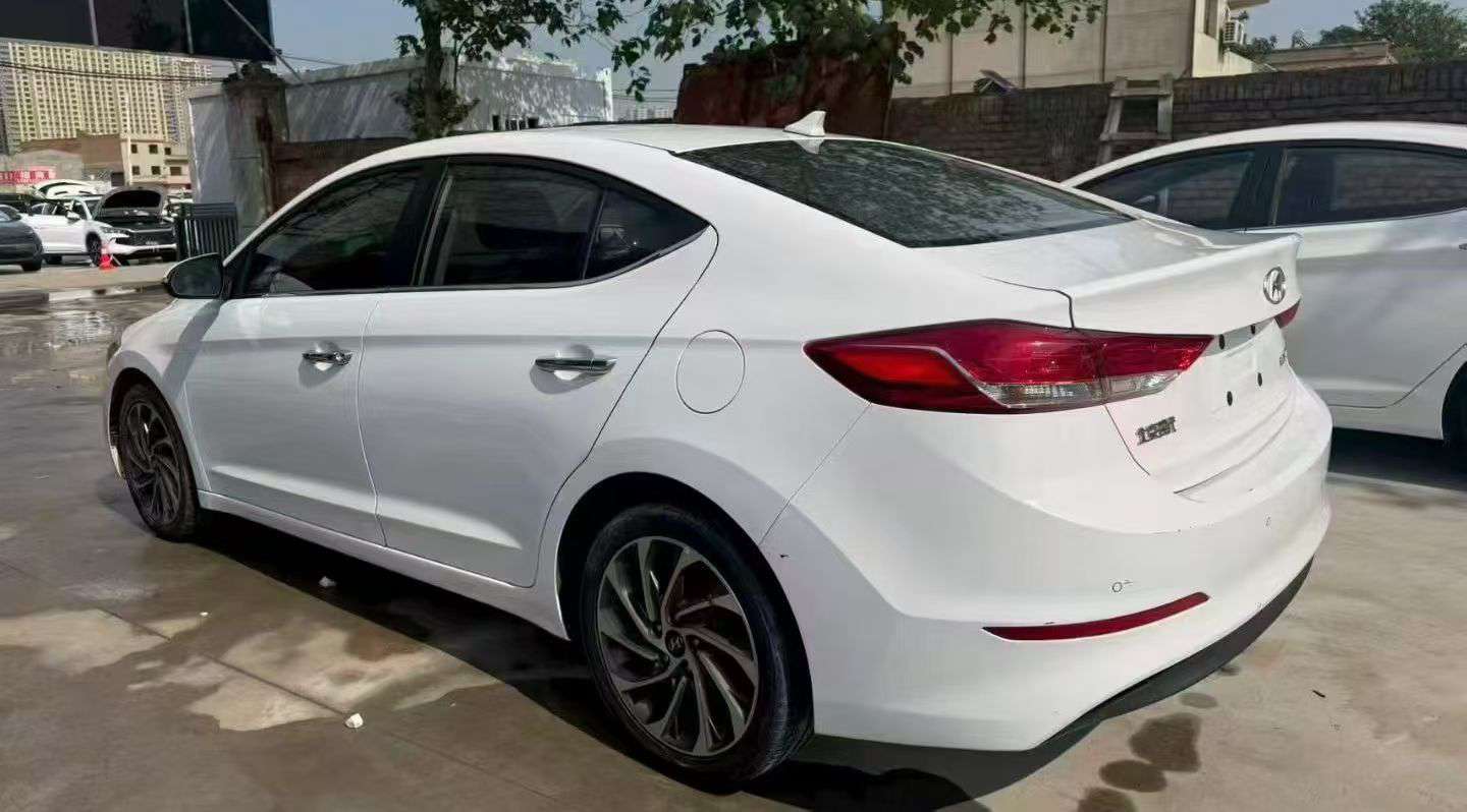 Hyundai Elantra 1.5L Zhixuan Elite Edition 8