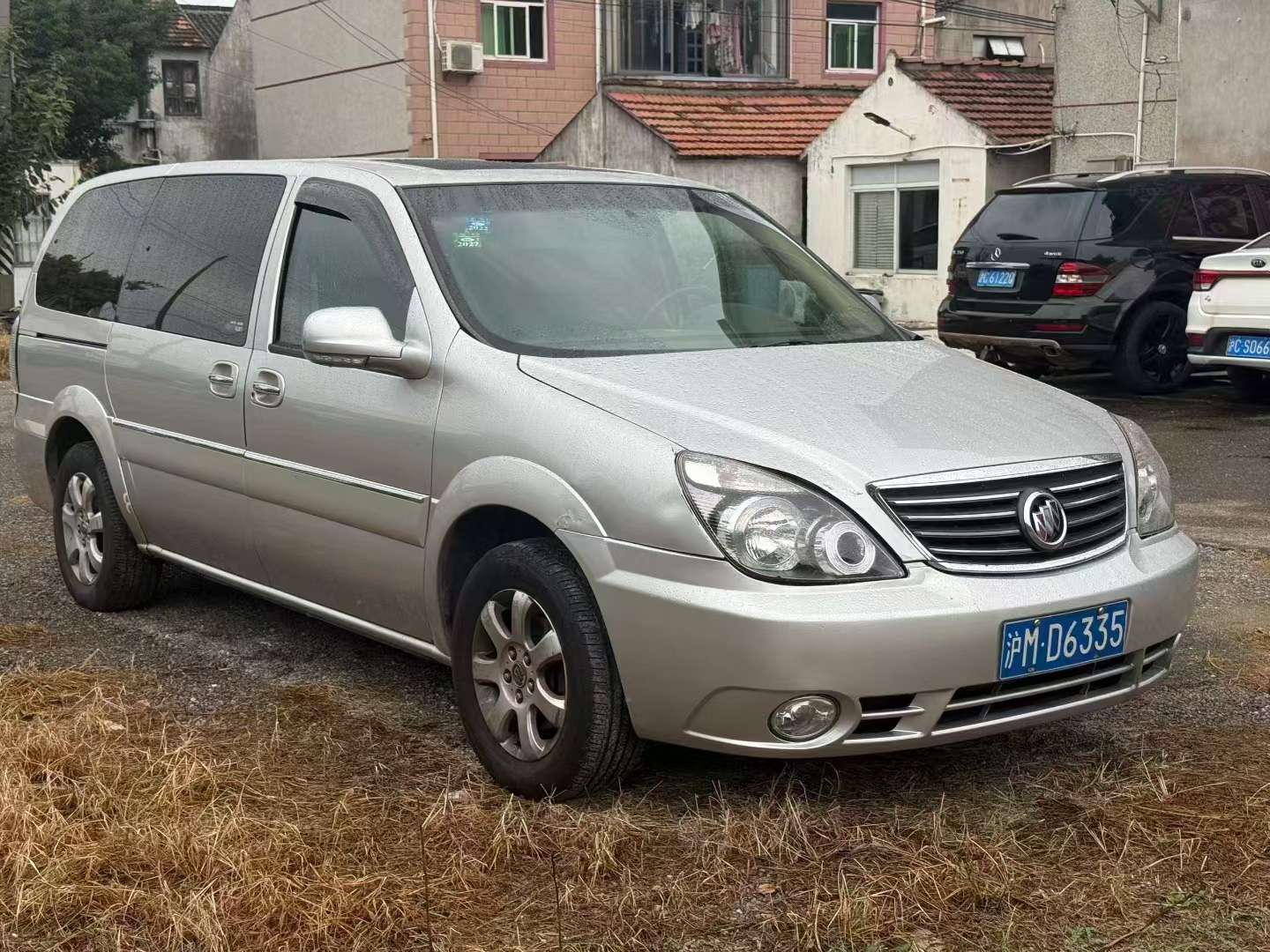 Buick GL8 3.0 High Trim 3