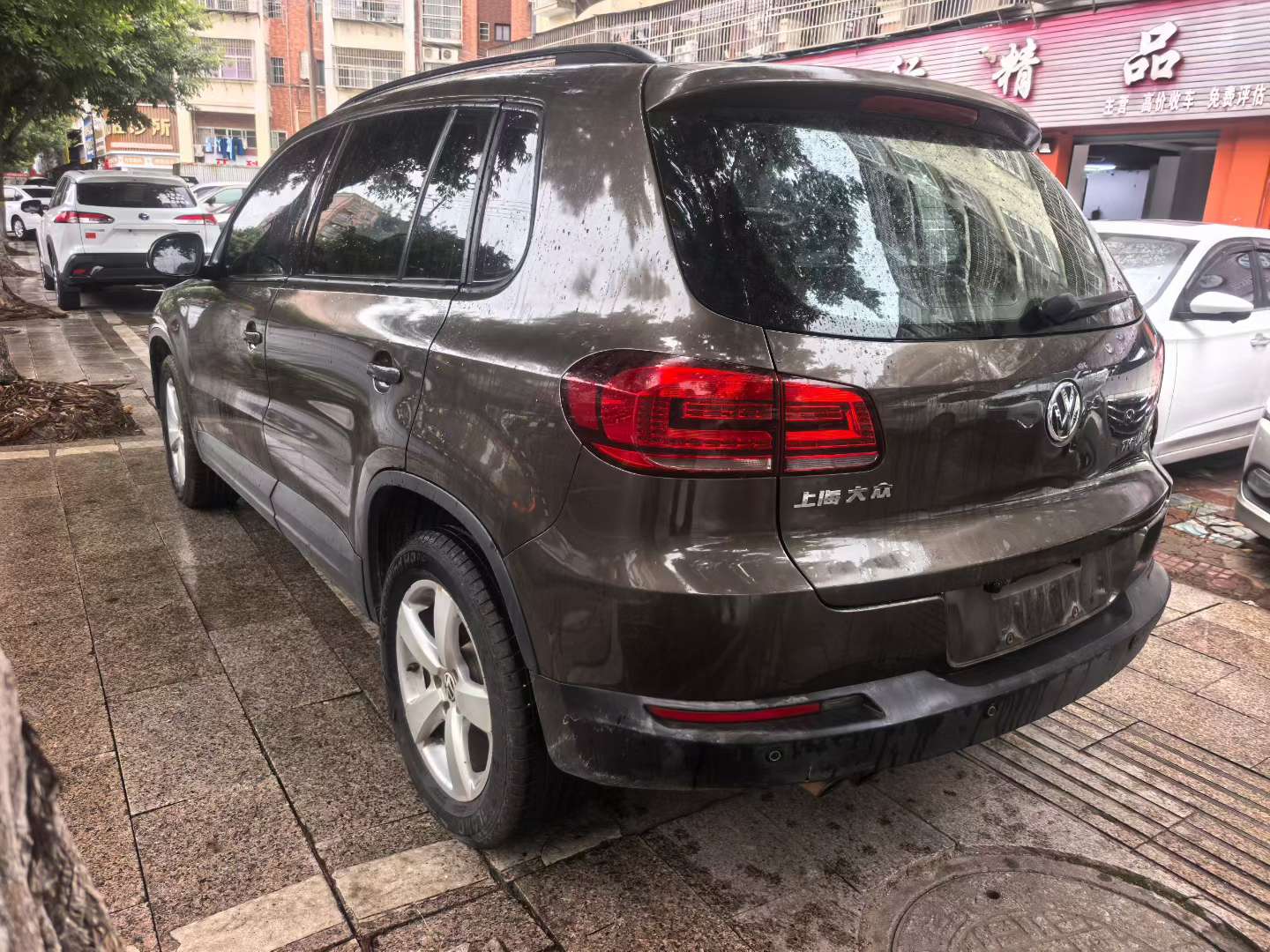 Volkswagen Tiguan 2014 1.8T Automatic 4