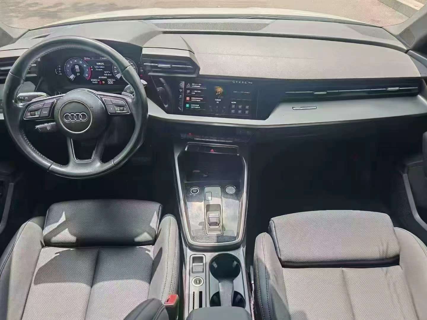 Audi A3L 5