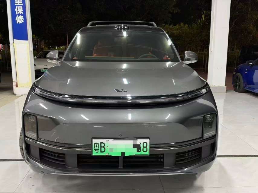 Li Auto L8 2023 Pro Edition