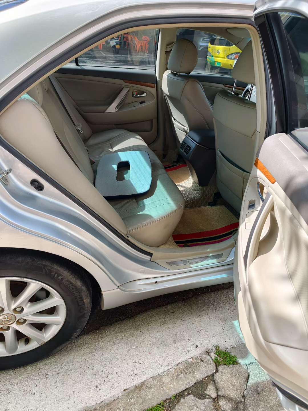Toyota Camry 5
