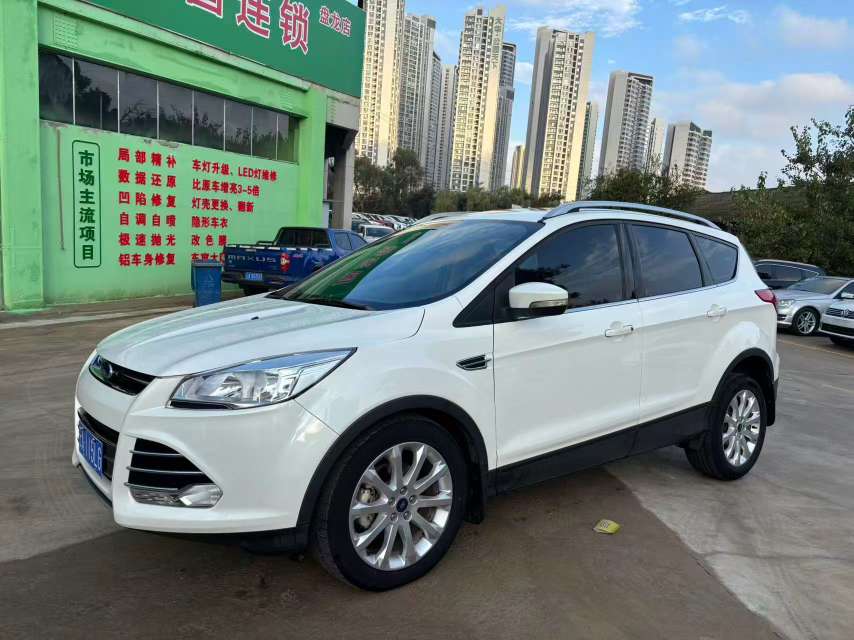 Ford Kuga 1.5T Automatic 2