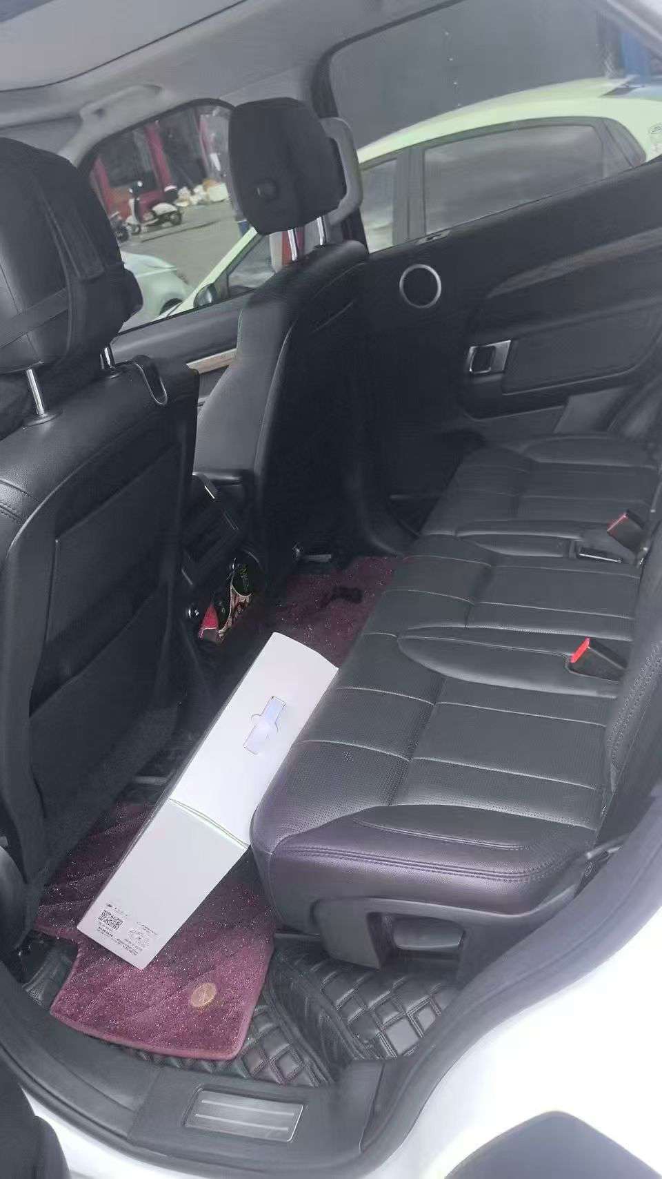 Land Rover Discovery 4