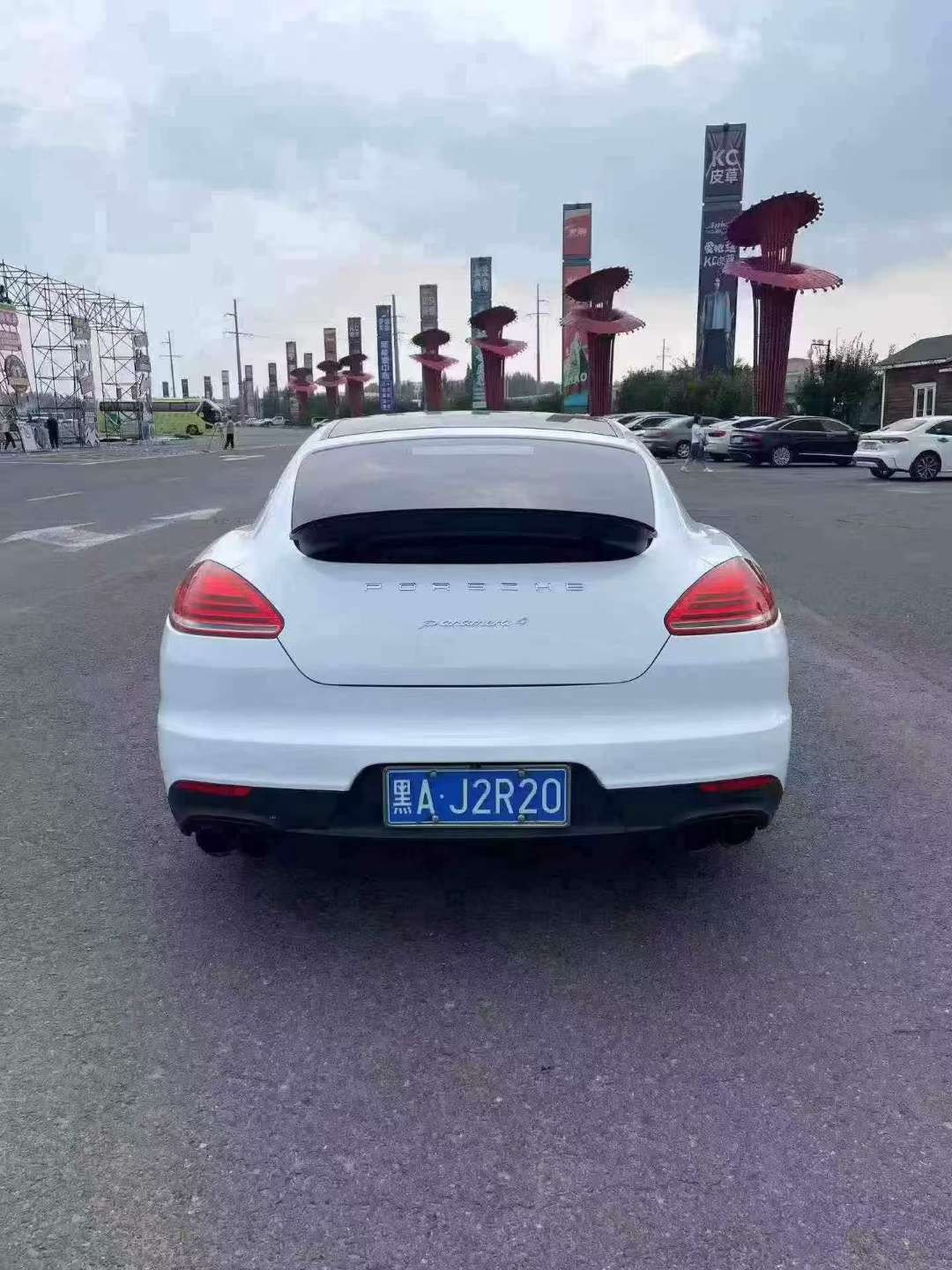Porsche Panamera 6