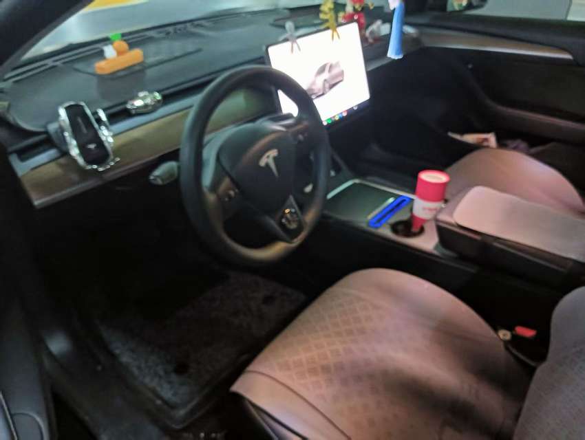 Tesla Model 3 2