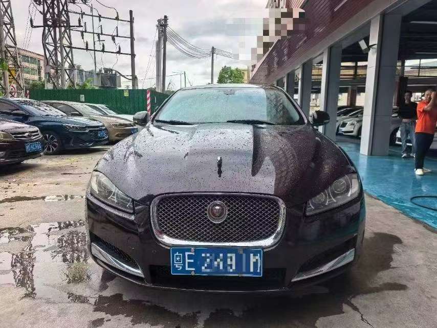Jaguar XF 2.0T Luxury